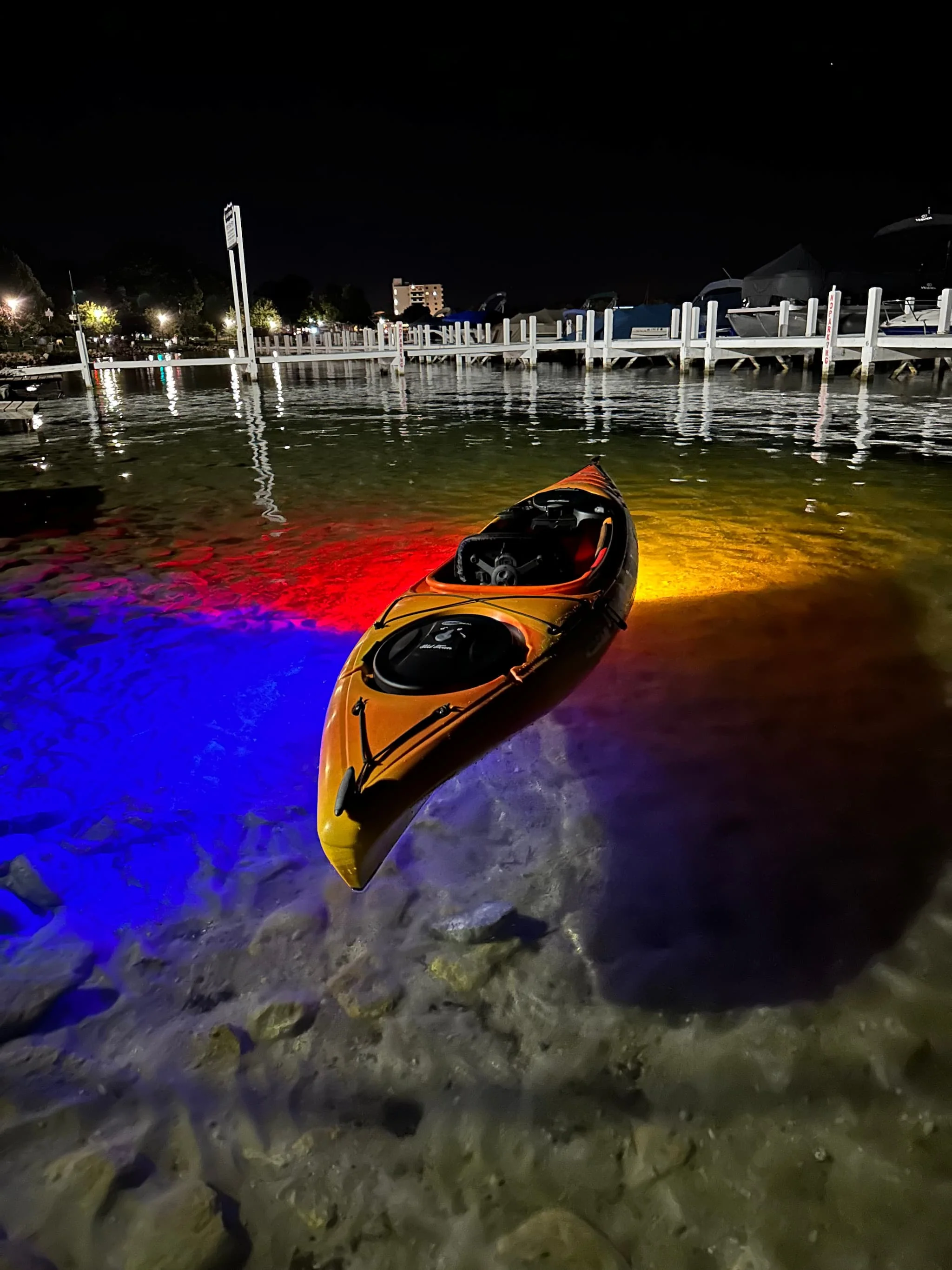 E-Sea Light- Suction Mounted Waterproof Floodlight - Image 10