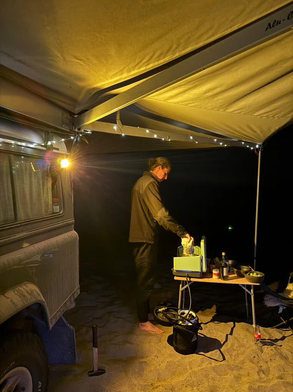E-Sea Light- Suction Mounted Waterproof Floodlight - Image 6