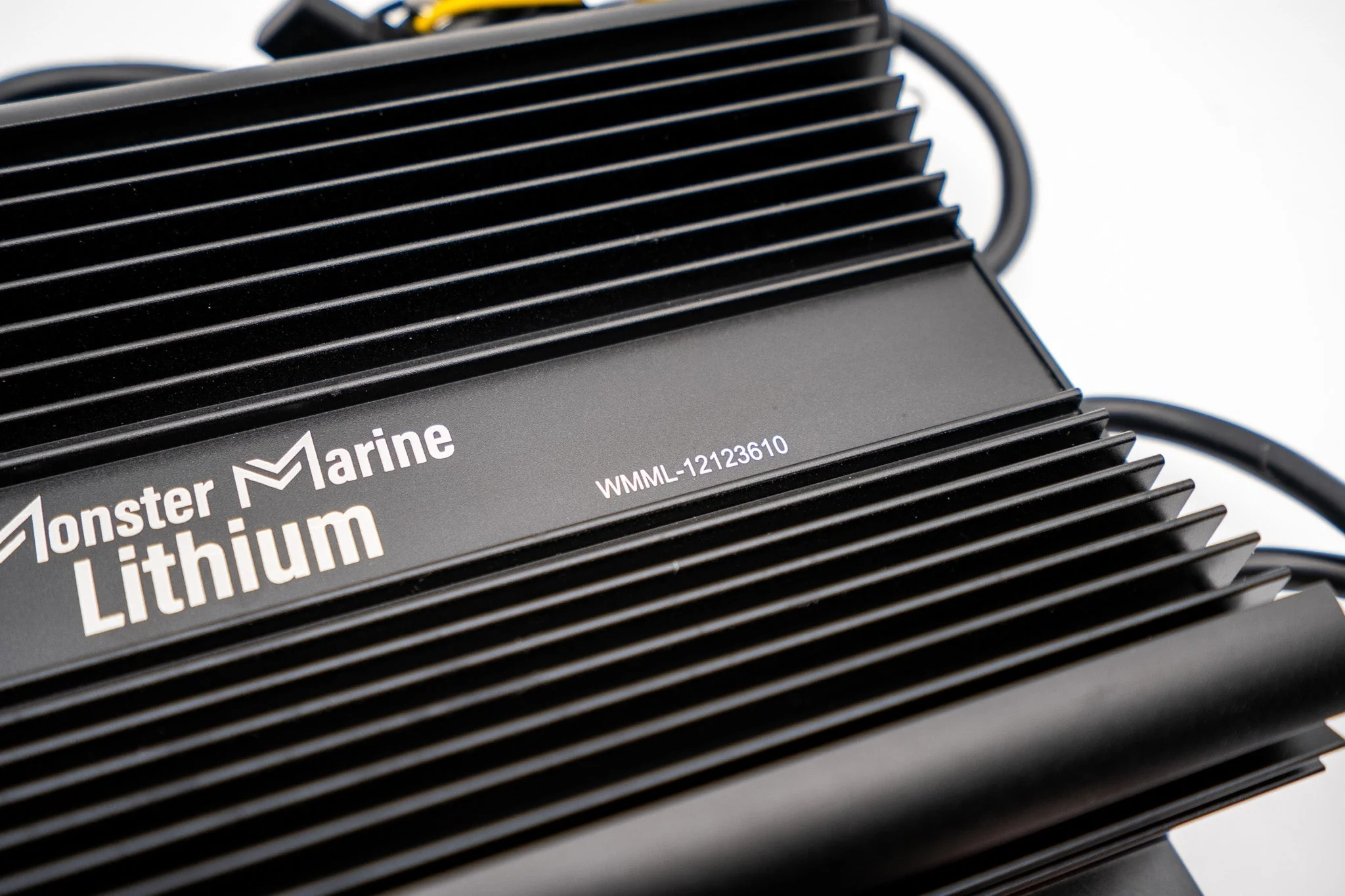 Triple Bank 12v, 12v & 36v marine waterproof Lead/AGM/Lithium charger - Image 2